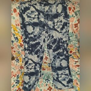 Blue and White Tie-Dye Leggings